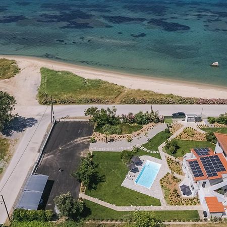 Electra Beachfront Suites, Nea Irakleia Extérieur photo