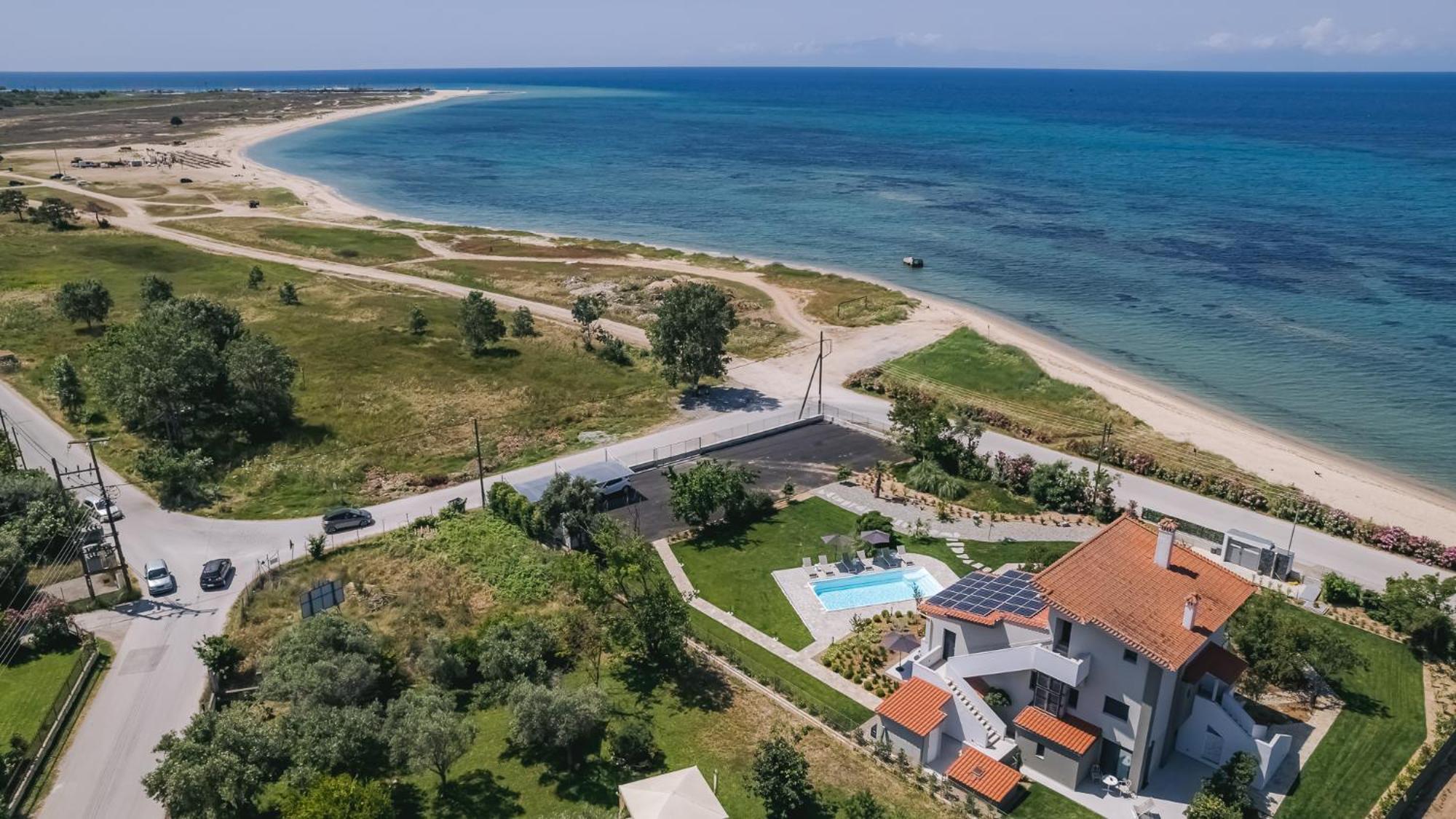Electra Beachfront Suites, Nea Irakleia Extérieur photo