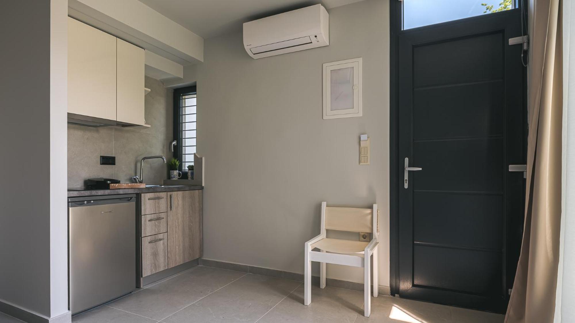 Electra Beachfront Suites, Nea Irakleia Extérieur photo