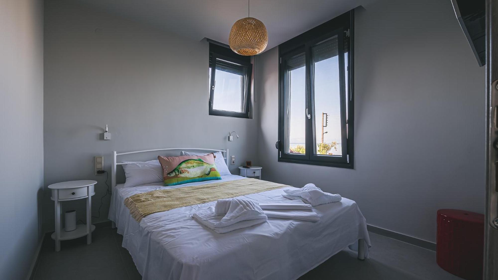Electra Beachfront Suites, Nea Irakleia Extérieur photo