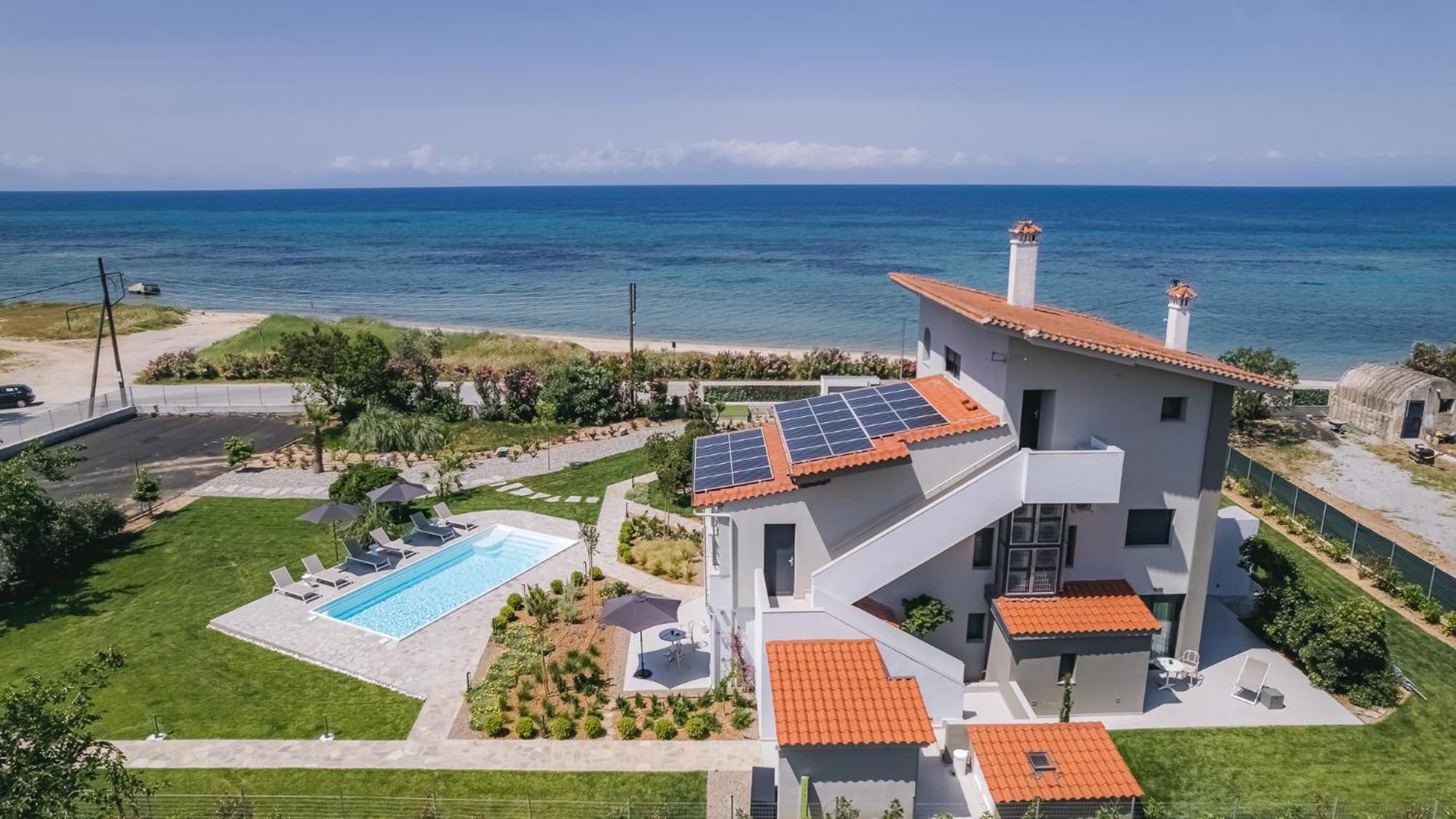 Electra Beachfront Suites, Nea Irakleia Extérieur photo